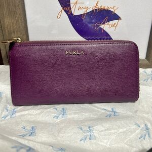 Furla Violet Quarter-Zip Wallet